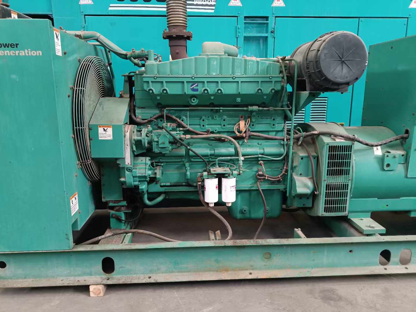马尾过载会对 600kW 柴油发电机组造成哪些损害?